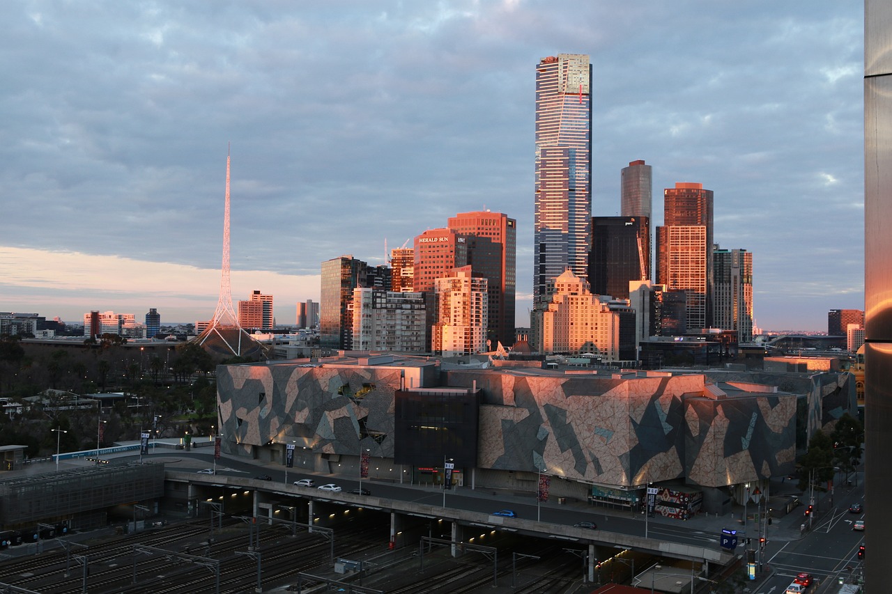 東莞禁摩最新消息2017，城市管理與交通變革深度探討