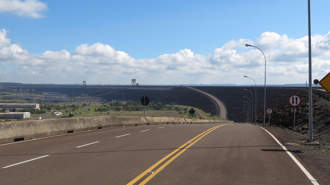 織普高速公路最新進展、影響與展望，最新消息揭秘修路進程與未來影響