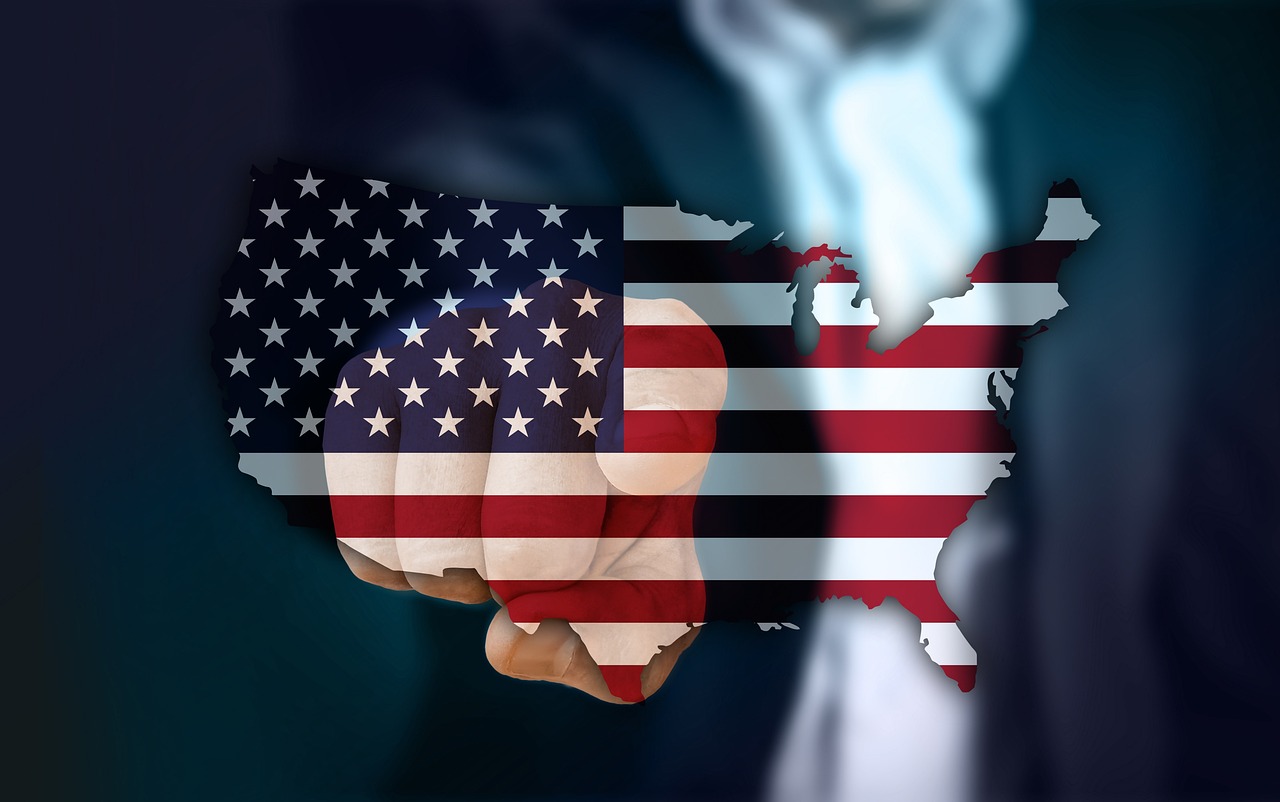 中國與美國貿(mào)易戰(zhàn)最新動態(tài)，全球經(jīng)濟(jì)風(fēng)云變幻之際的較量