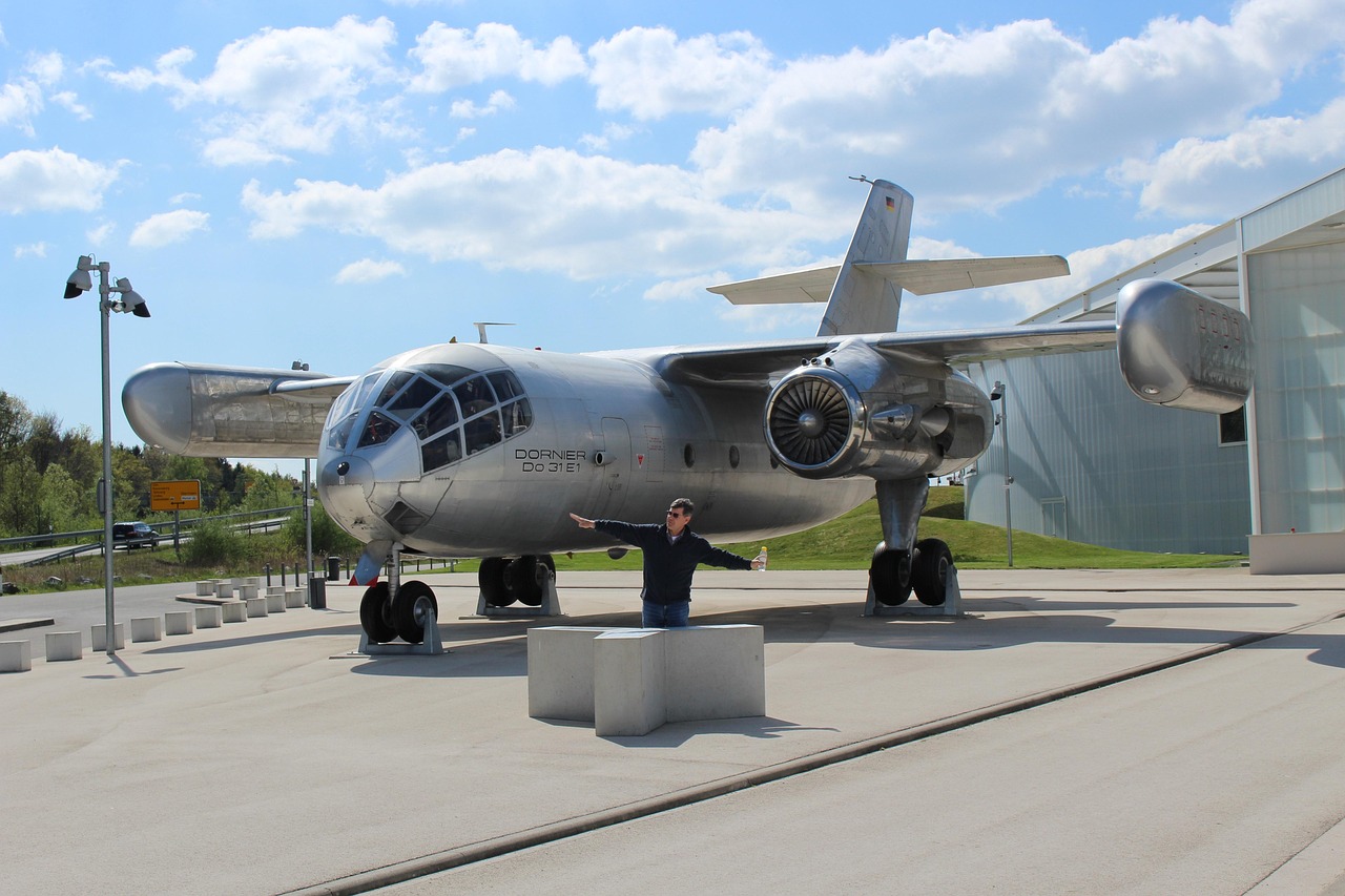 渦扇18發(fā)動(dòng)機(jī)最新技術(shù)進(jìn)展及未來展望，技術(shù)突破與未來應(yīng)用前景分析