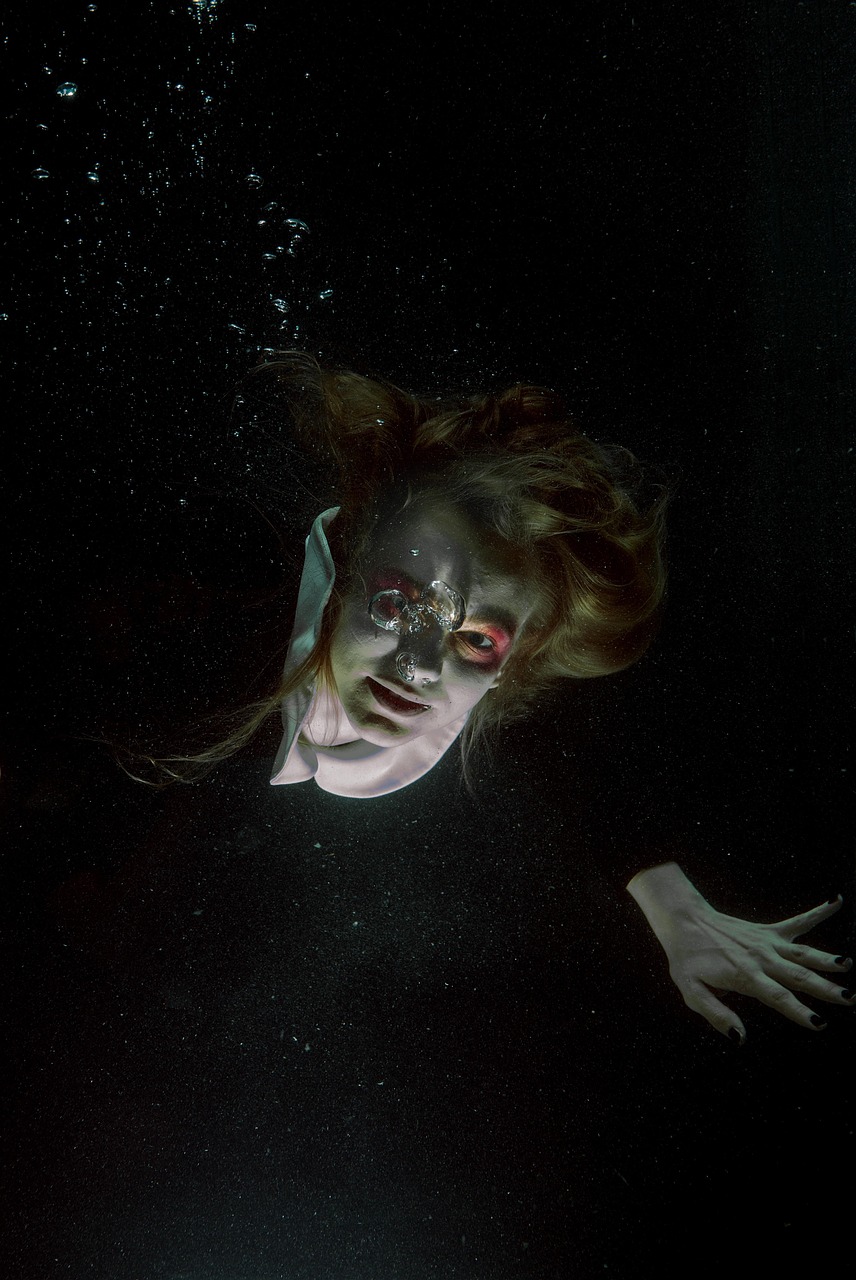 荒島求生，生存與勇氣的挑戰(zhàn)小說